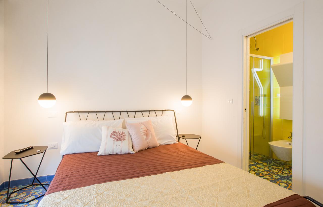 Le Bateau Bleu - Adults Only 12
